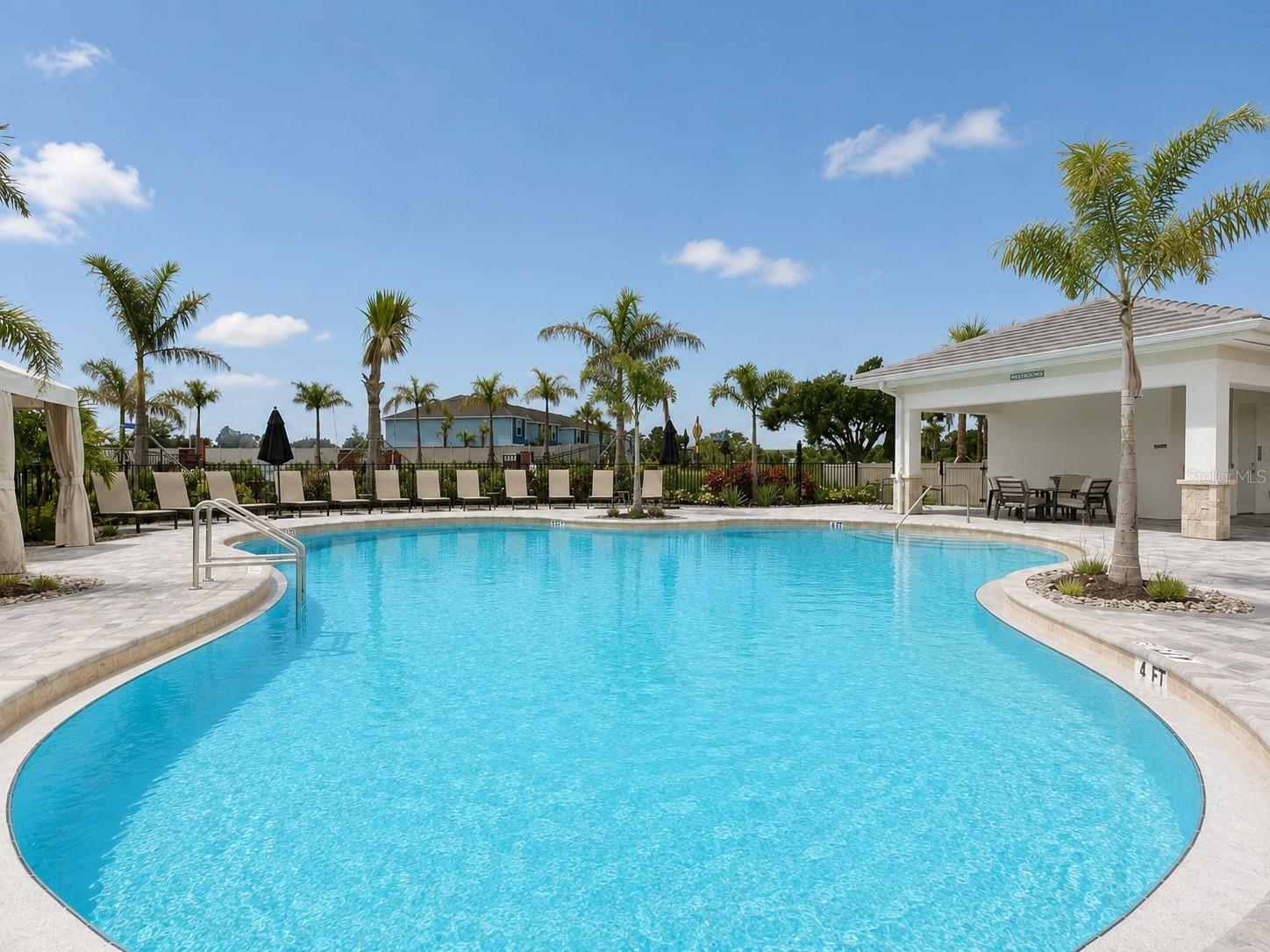 VINTERRA TWNHMS - Residential Lease