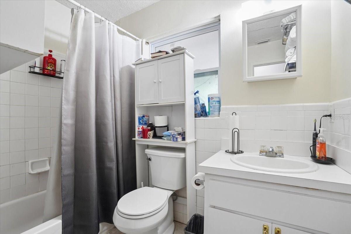 GIBBS ADD TO INGLESIDE - Residential Income