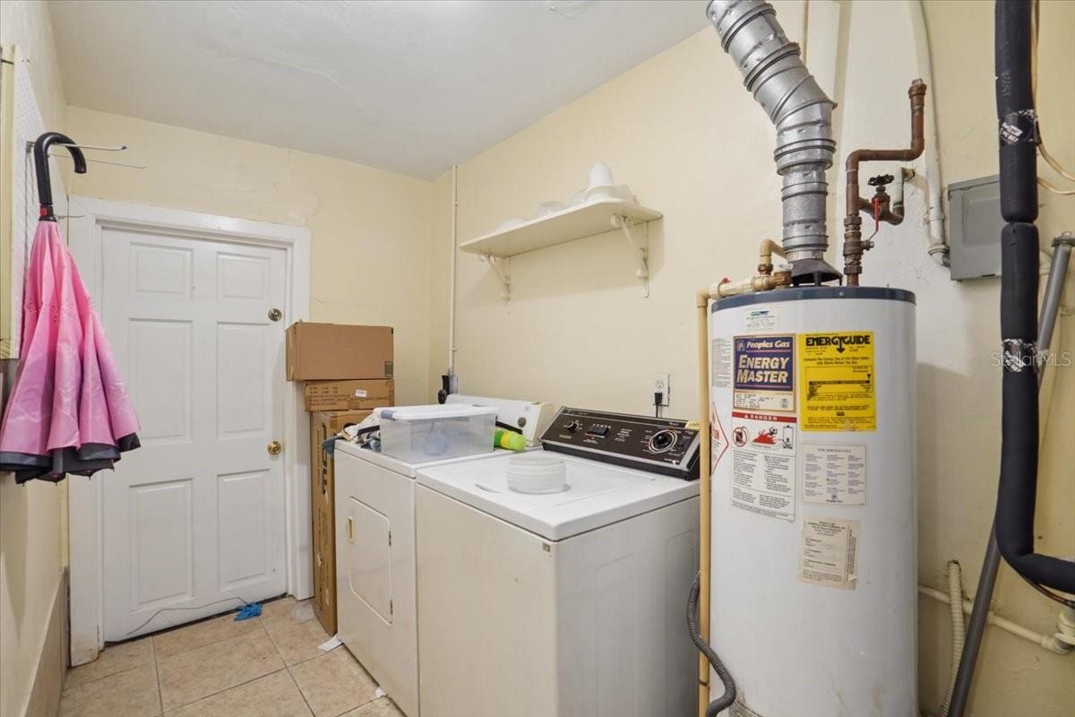 GIBBS ADD TO INGLESIDE - Residential Income