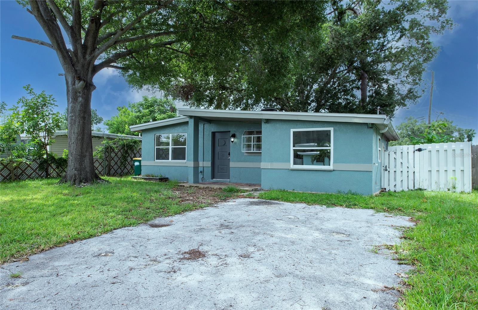 ORANGE LAKE VILLAGE - Residential