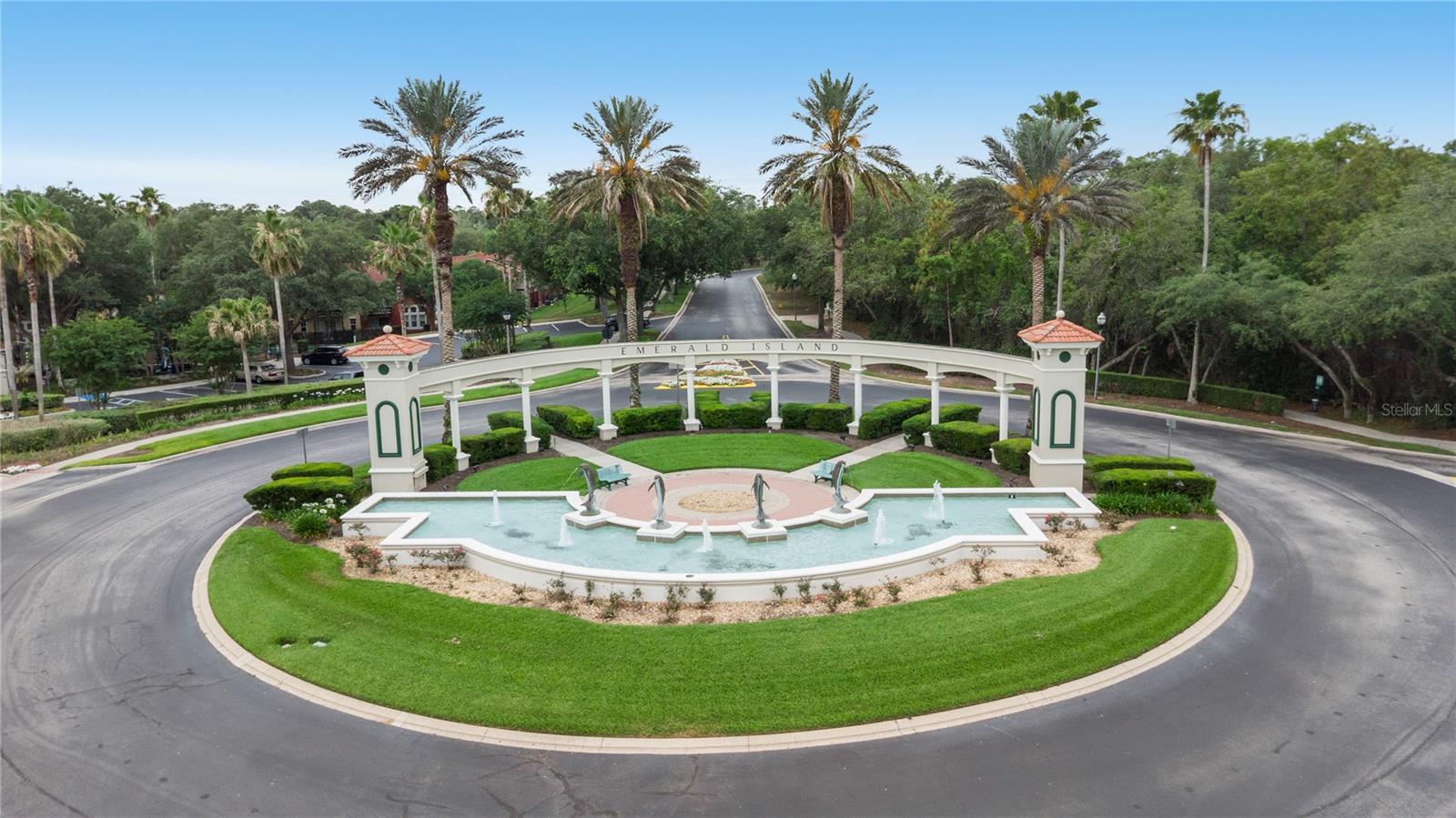 EMERALD ISLAND RESORT - Residential