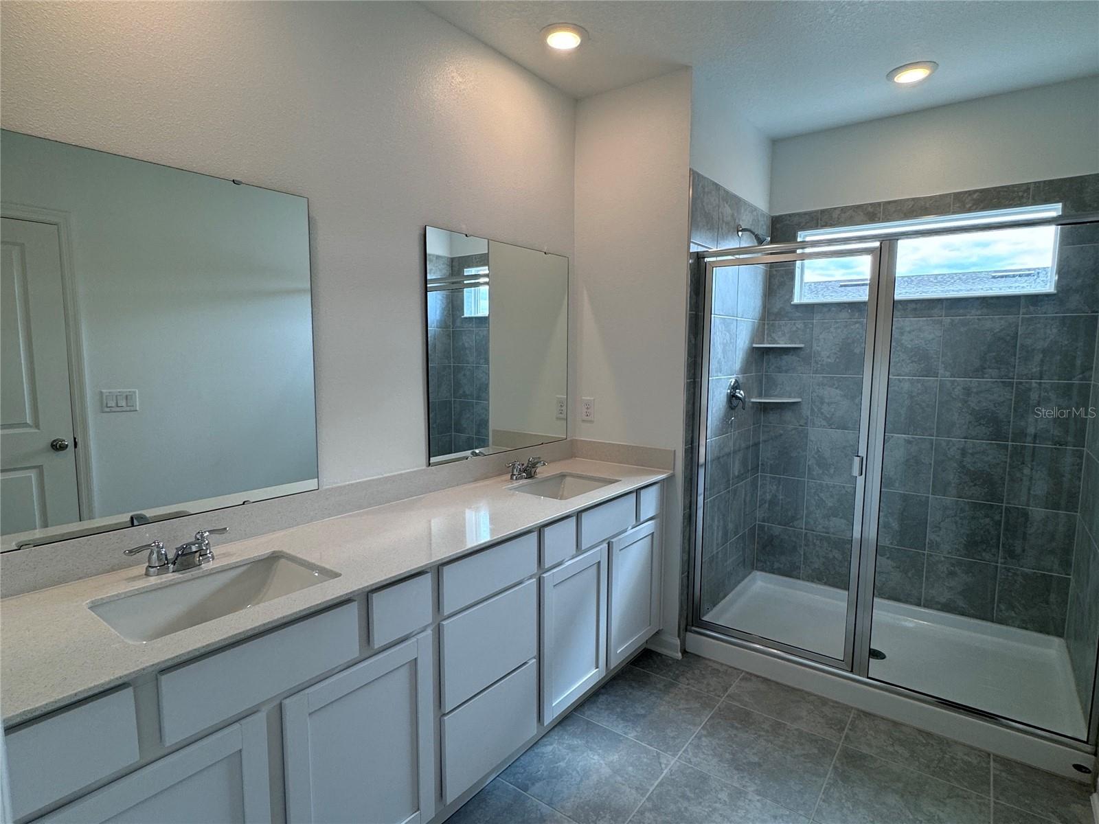 WESTVIEW SOUTH - Residential Lease