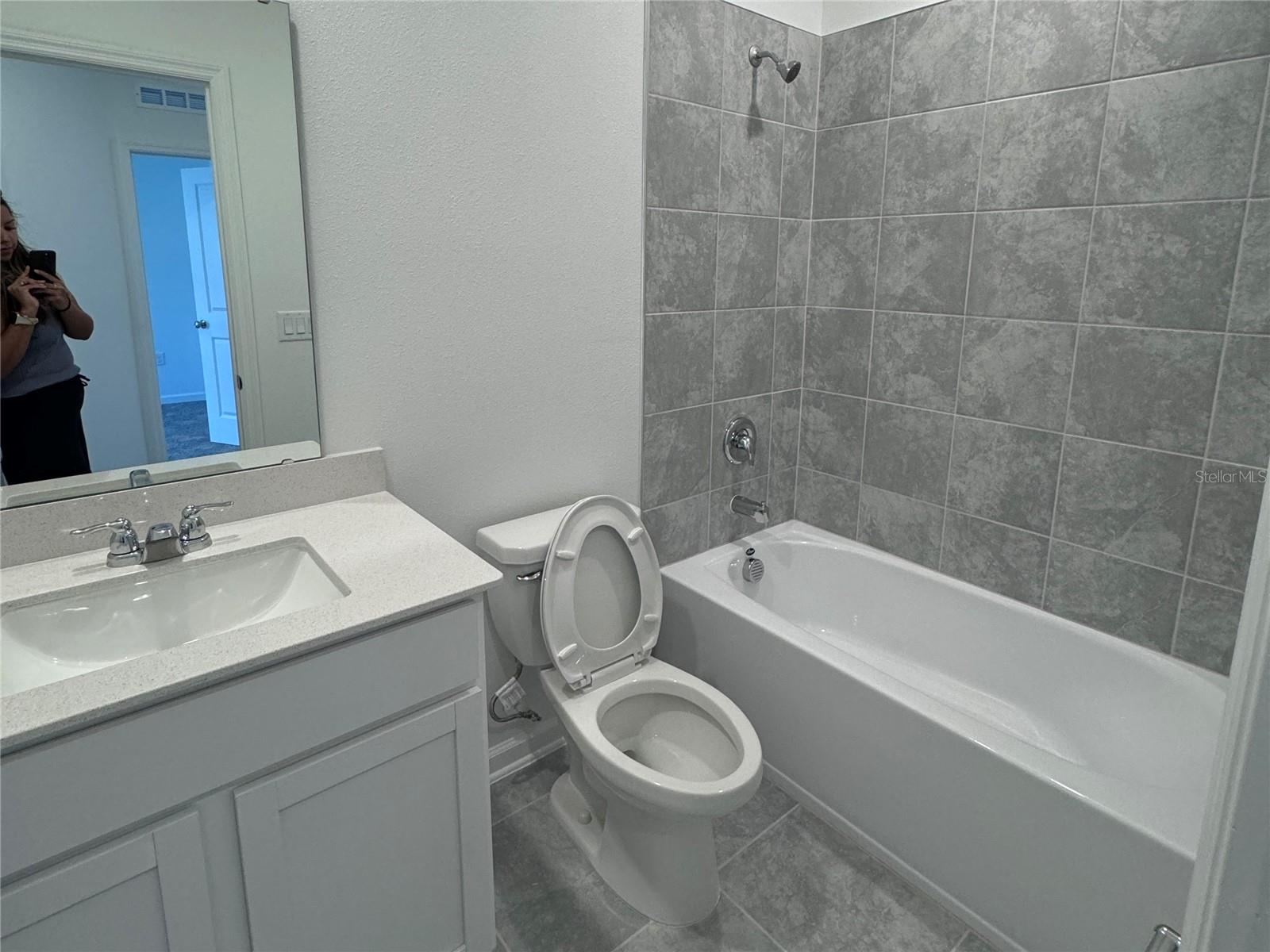 WESTVIEW SOUTH - Residential Lease