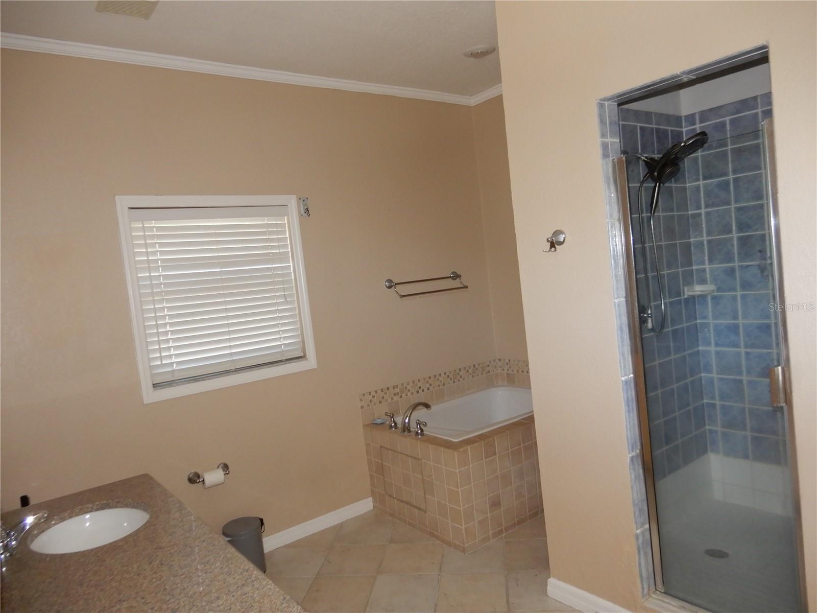 TIERRA VERDE - Residential Lease