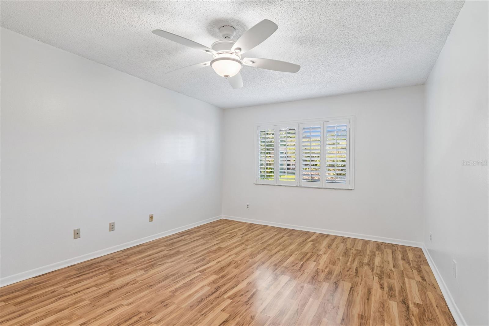 TRAFALGAR SQUARE CONDO - Residential