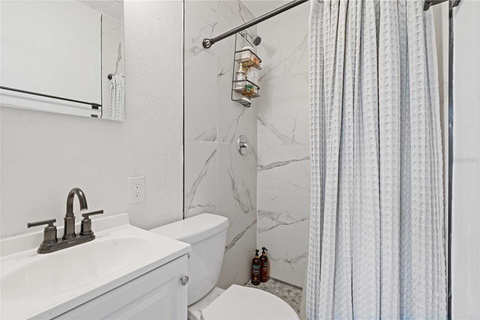 CRESCENT PARK - Residential Lease