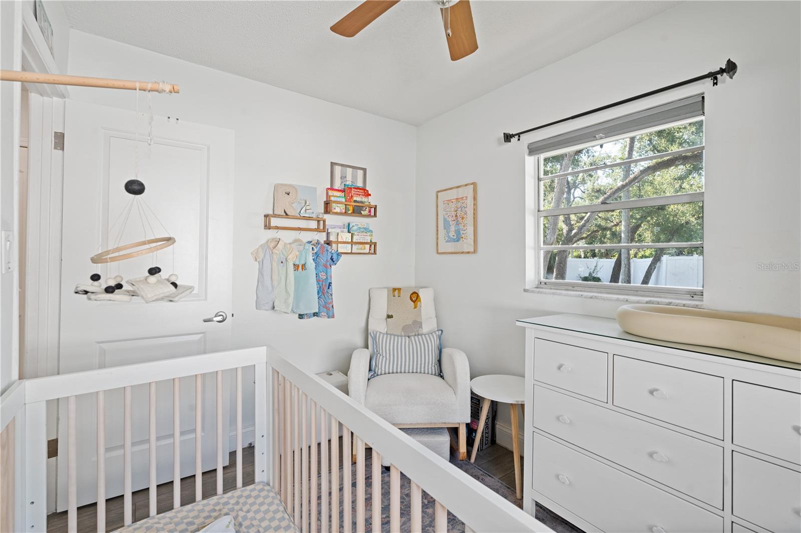 CRESCENT PARK - Residential Lease