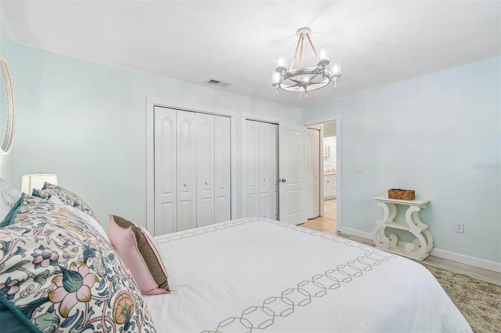 LAKES ESTATES 3 OF SARASOTA - Residential