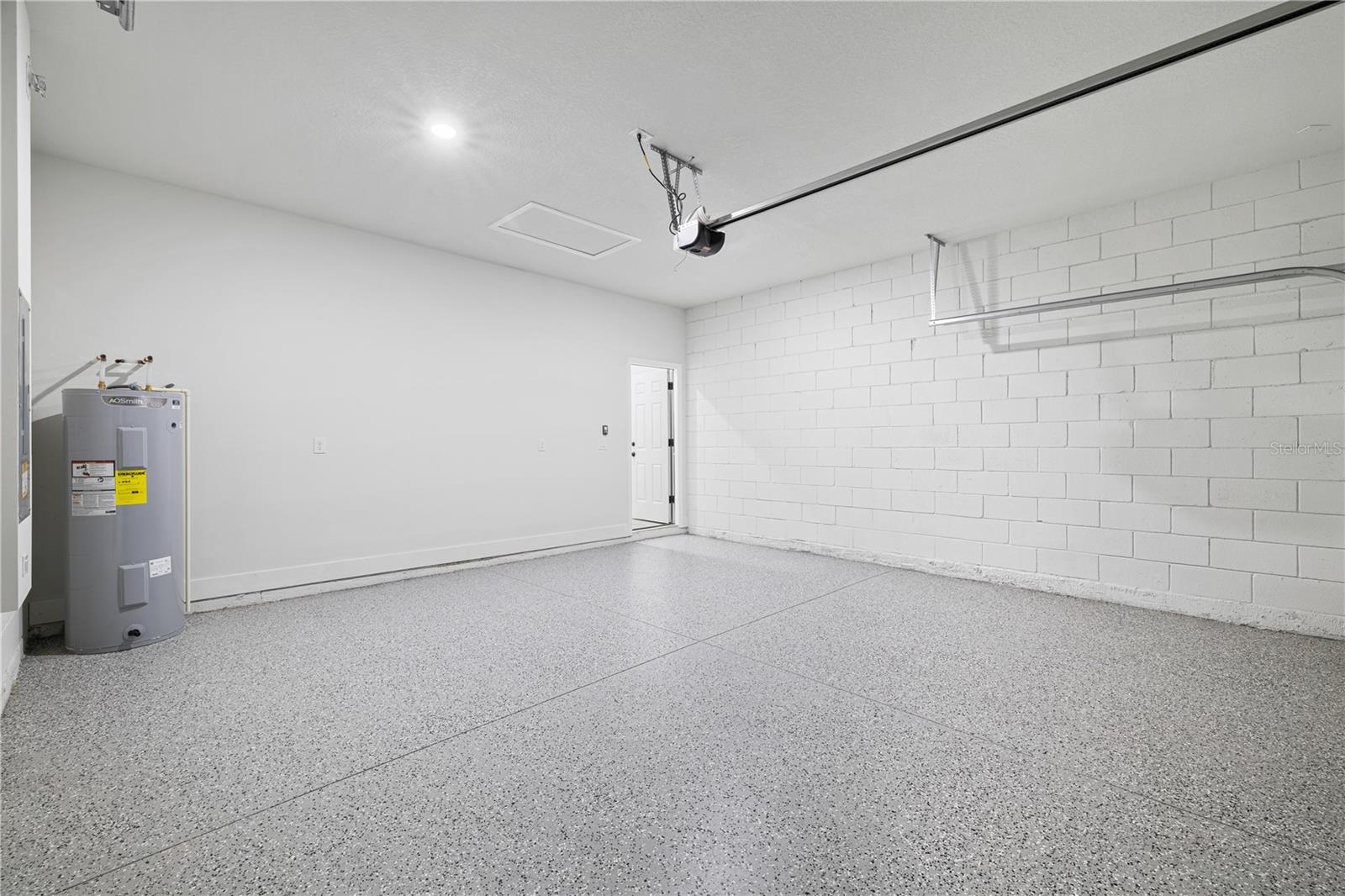 CITRUS SPGS UNIT 06 - Residential