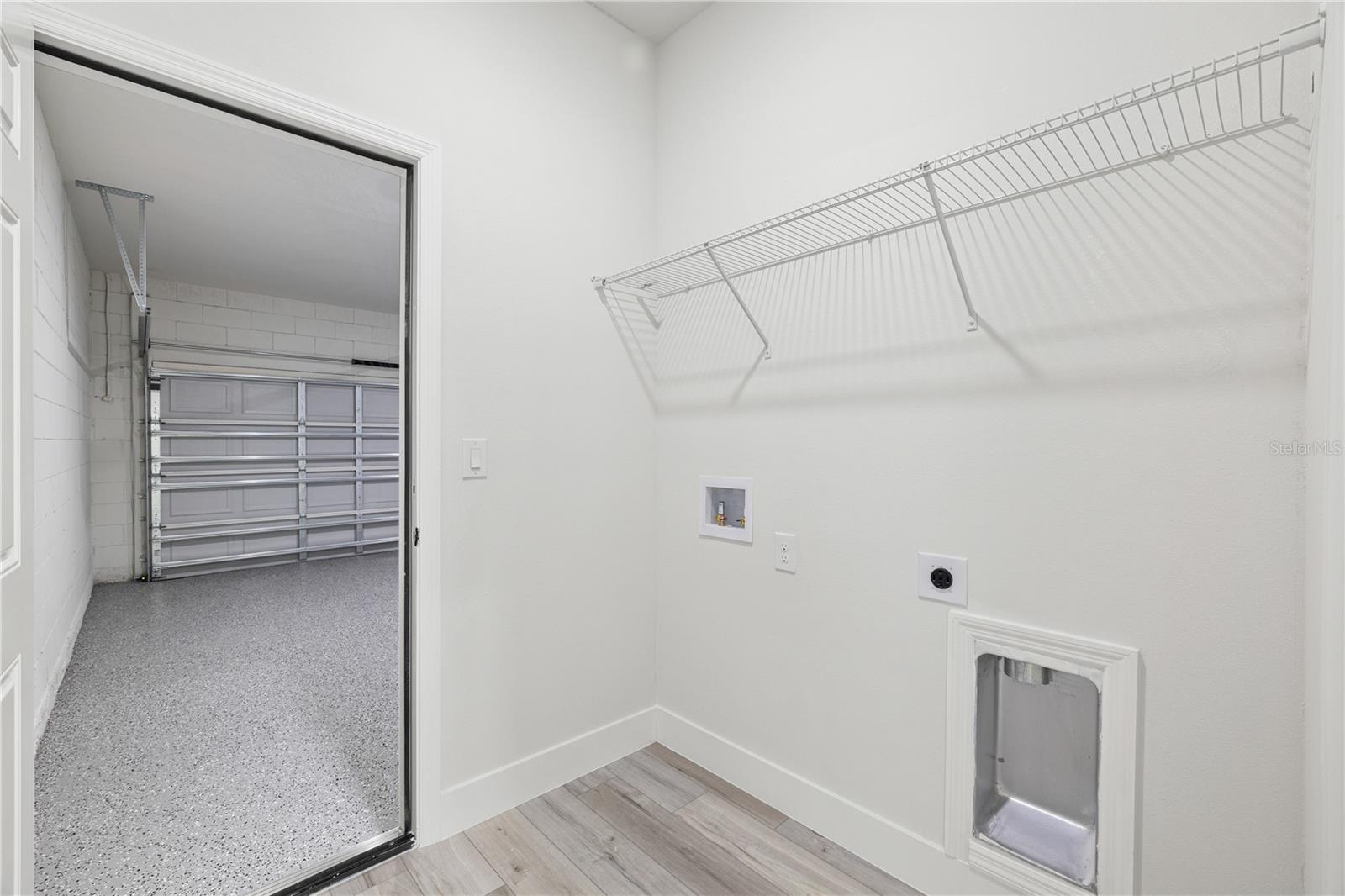 CITRUS SPGS UNIT 06 - Residential