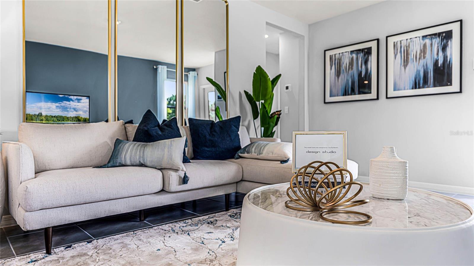 TWO RIVERS - Residential
