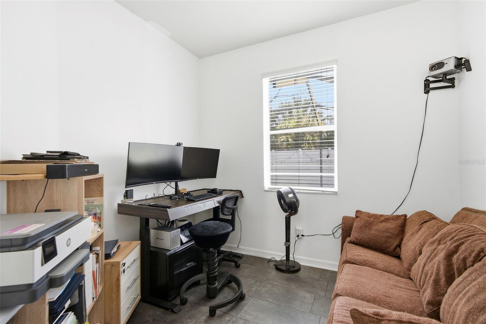 LAKEWOOD RIDGE ESTATES SOUTH - Residential Lease