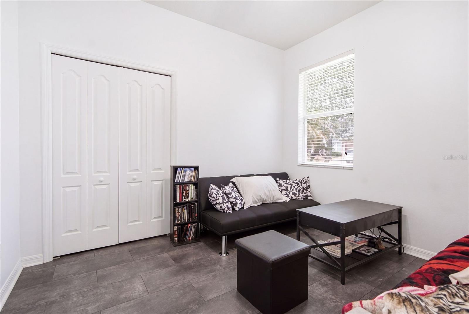 LAKEWOOD RIDGE ESTATES SOUTH - Residential Lease