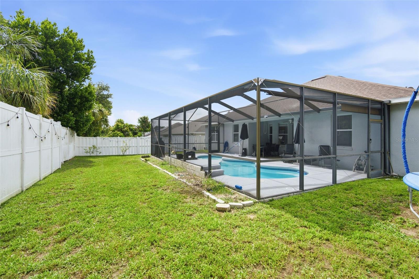 LAKEWOOD RIDGE ESTATES SOUTH - Residential Lease