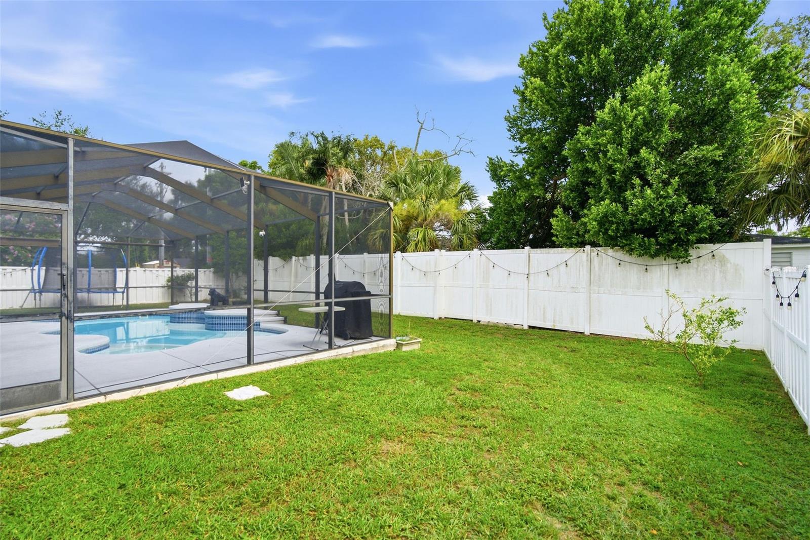 LAKEWOOD RIDGE ESTATES SOUTH - Residential Lease