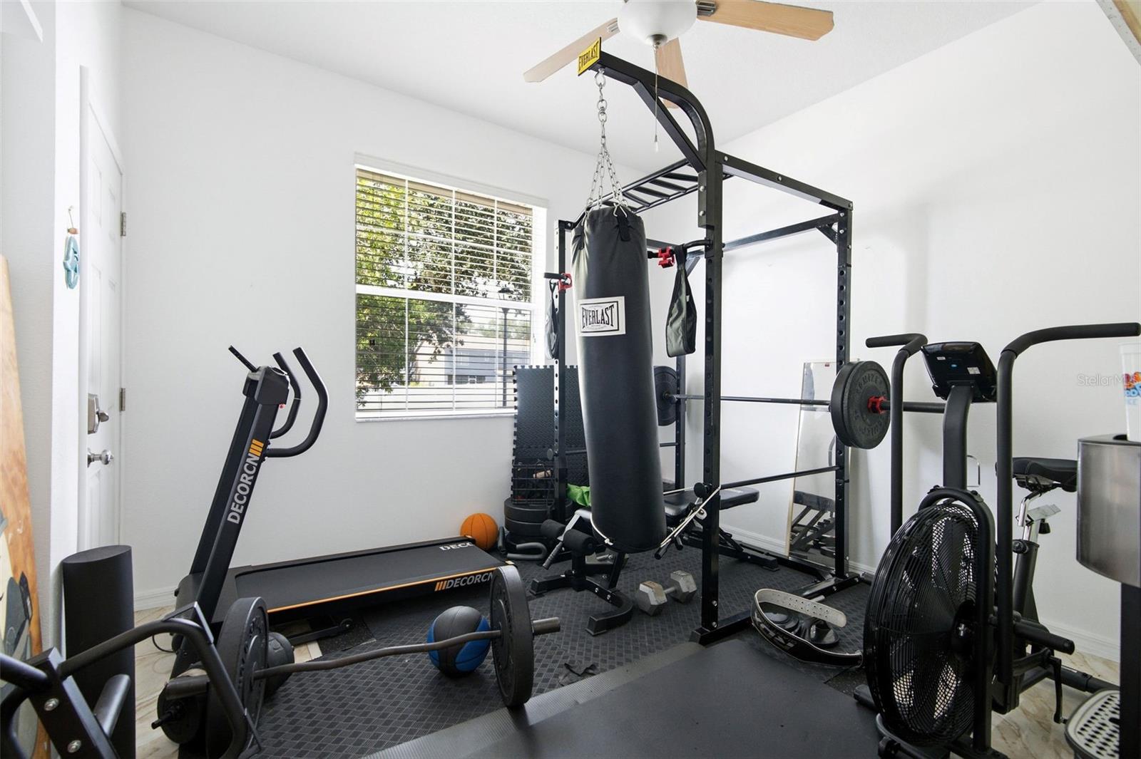 LAKEWOOD RIDGE ESTATES SOUTH - Residential Lease