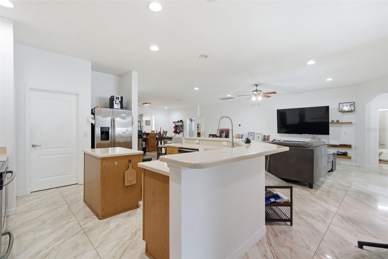 LAKEWOOD RIDGE ESTATES SOUTH - Residential Lease