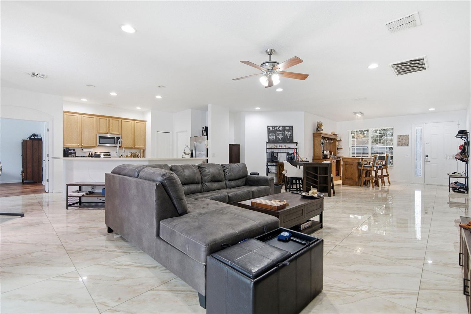 LAKEWOOD RIDGE ESTATES SOUTH - Residential Lease