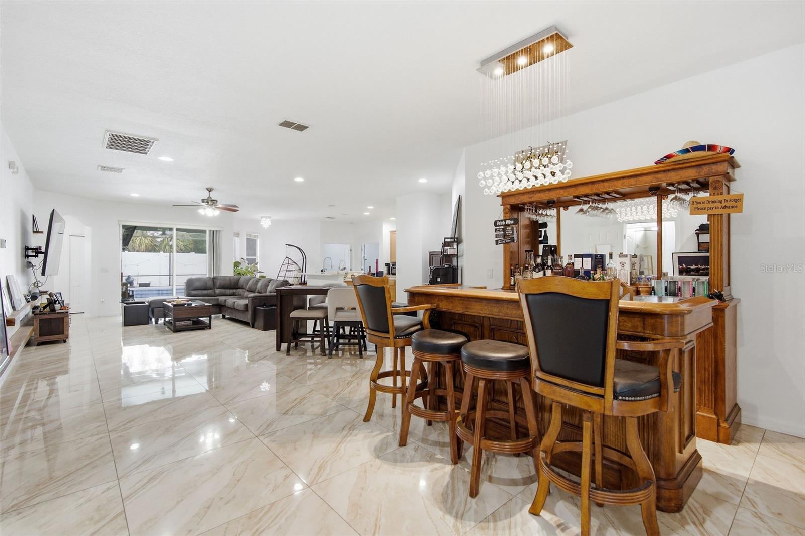 LAKEWOOD RIDGE ESTATES SOUTH - Residential Lease