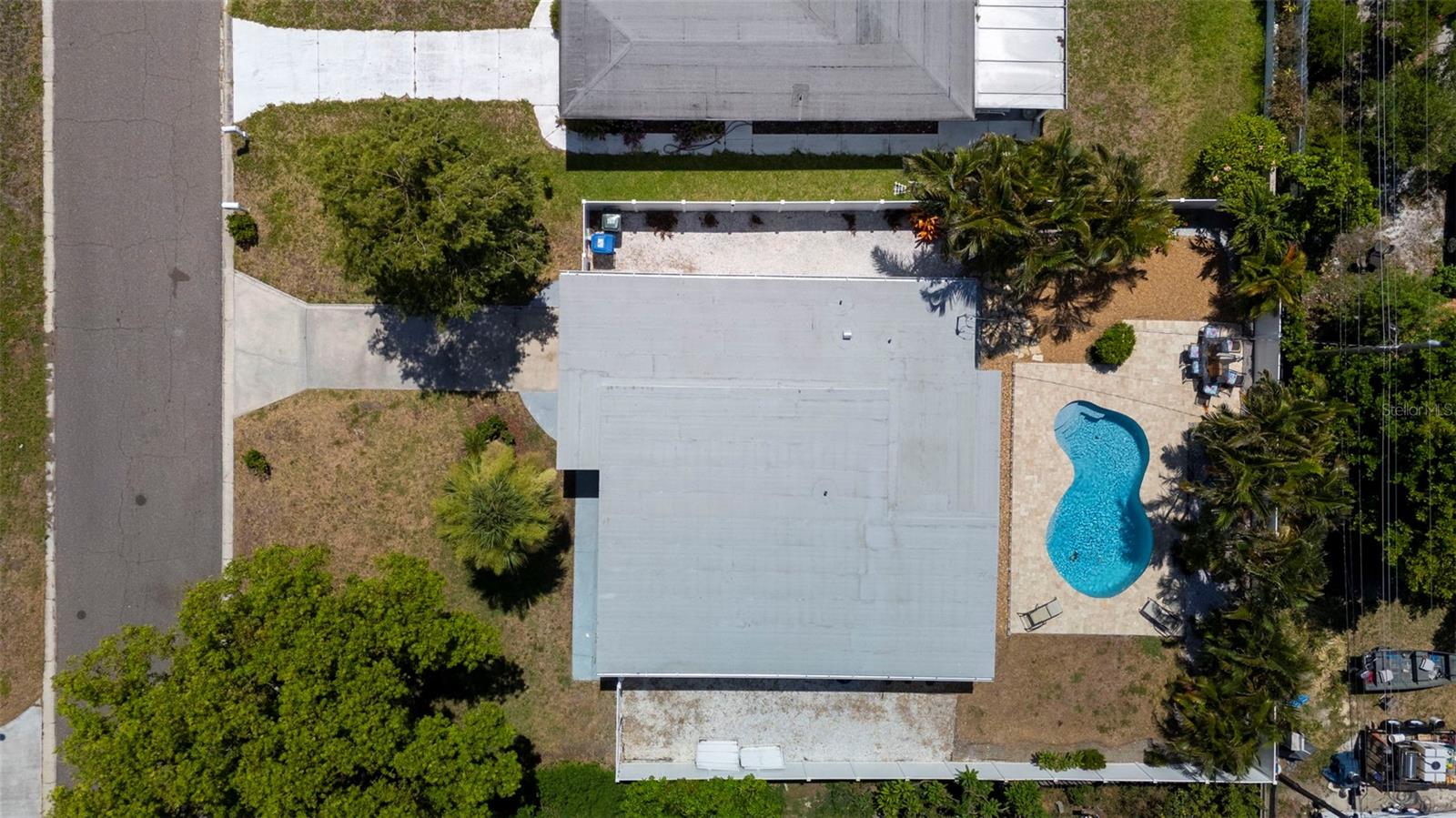 YELLOW BANKS GROVE 3RD ADD - Residential