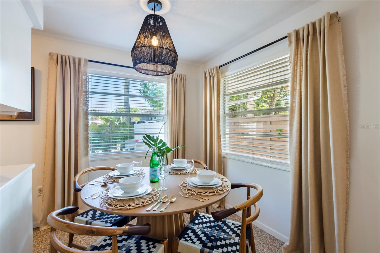 ANNA MARIA BEACH - Residential Income