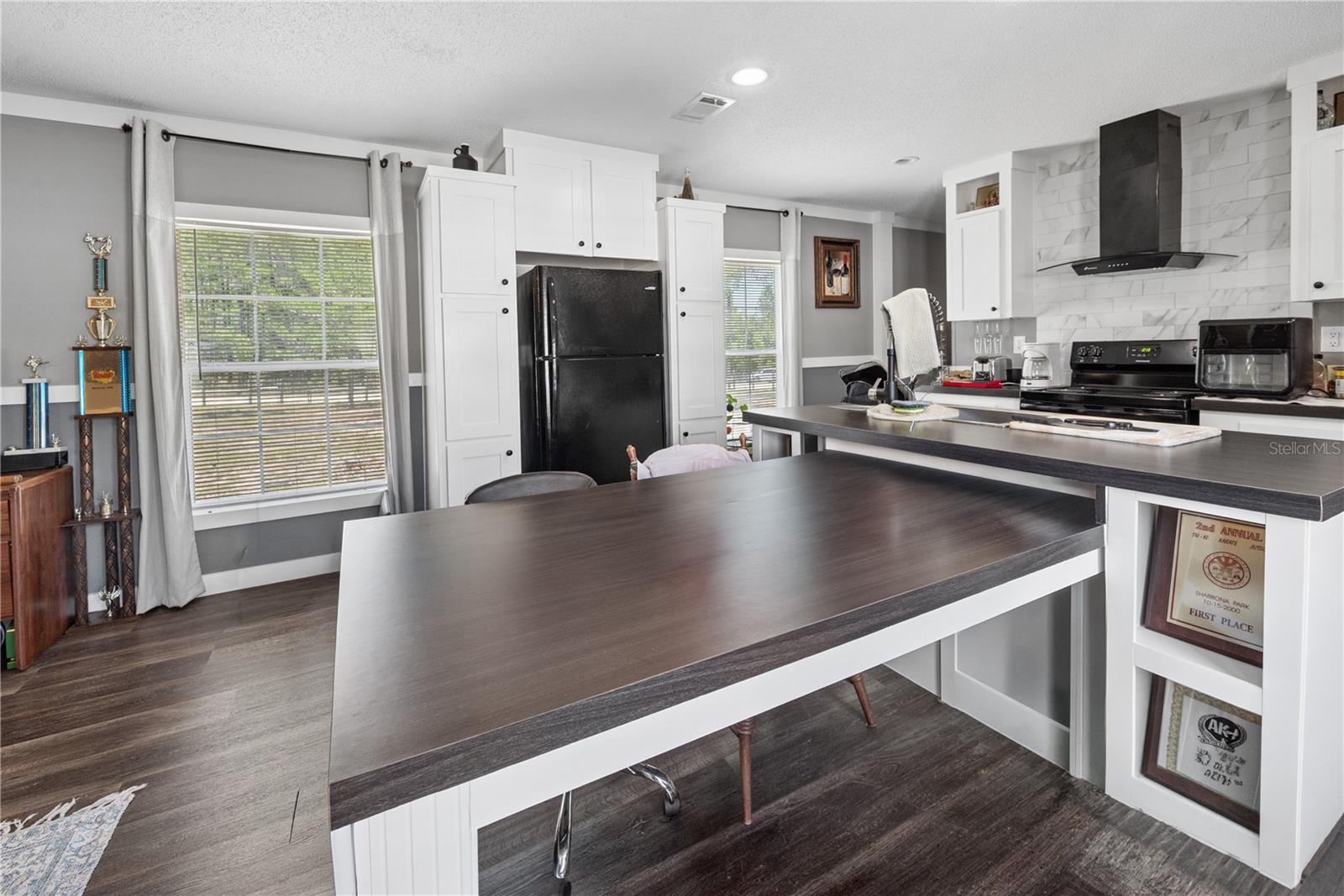 WILLISTON HLNDS - Residential