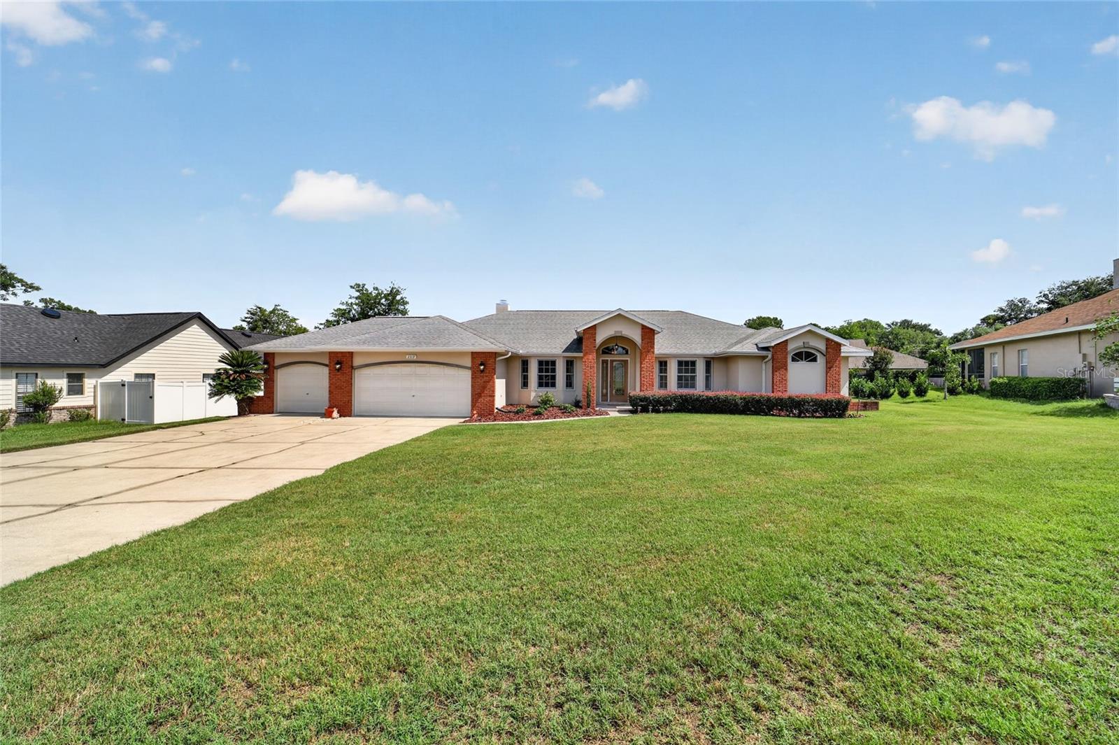 AVONDALE - Residential