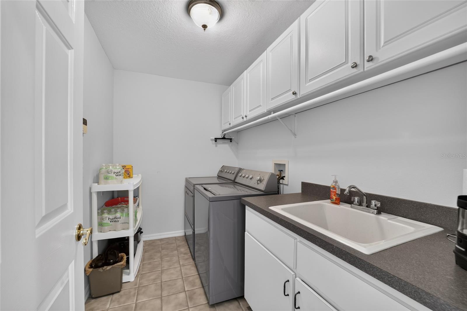 AVONDALE - Residential