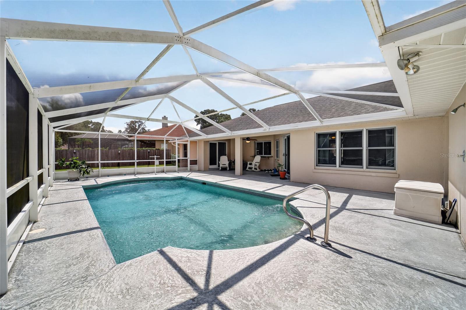 AVONDALE - Residential