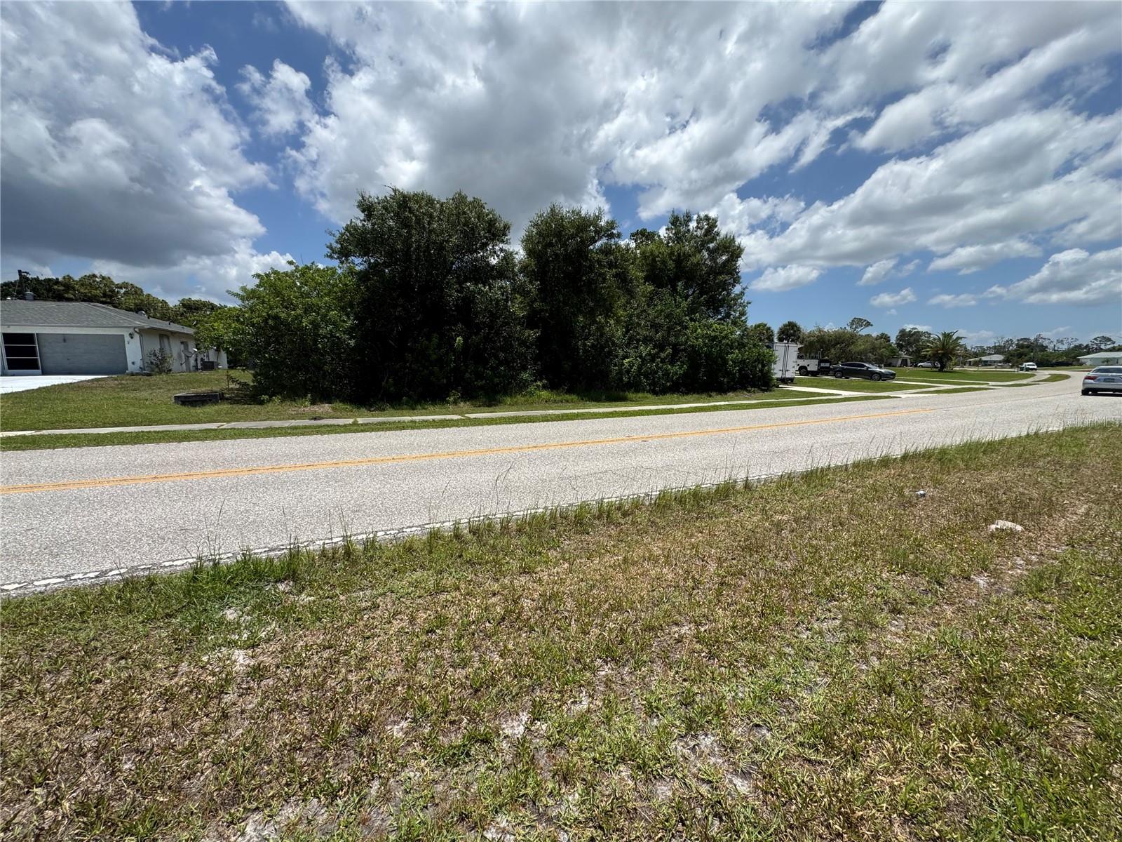 PORT CHARLOTTE SEC 074 - Land