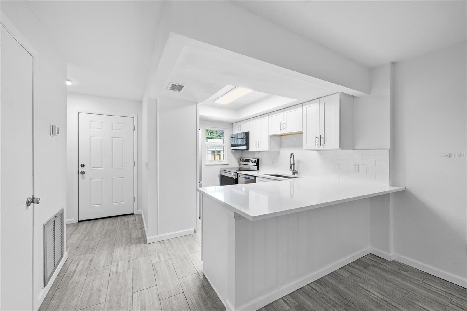 FAIR OAKS SOUTH ONE A CONDOMIN - Residential