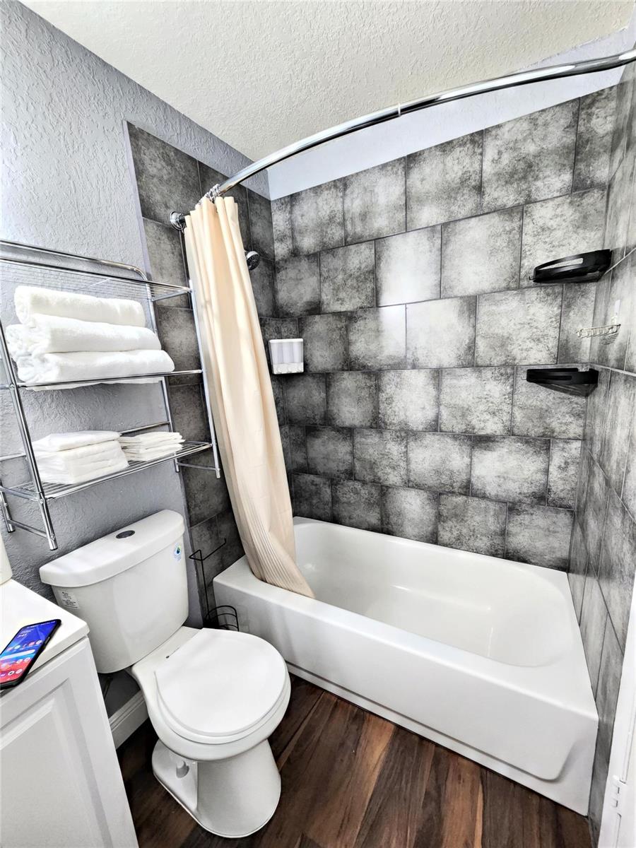 BOWYERS SUB - Residential Income