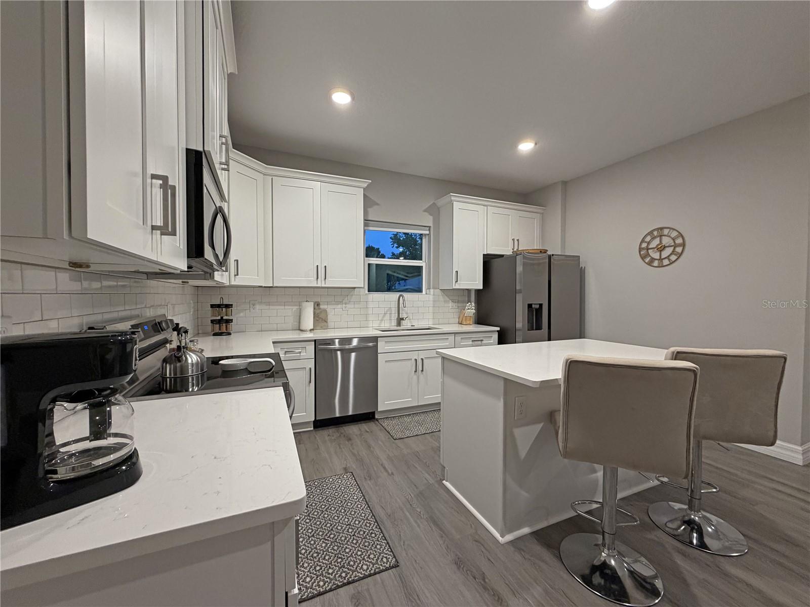 HIGHRIDGE ESTATES REP - Residential