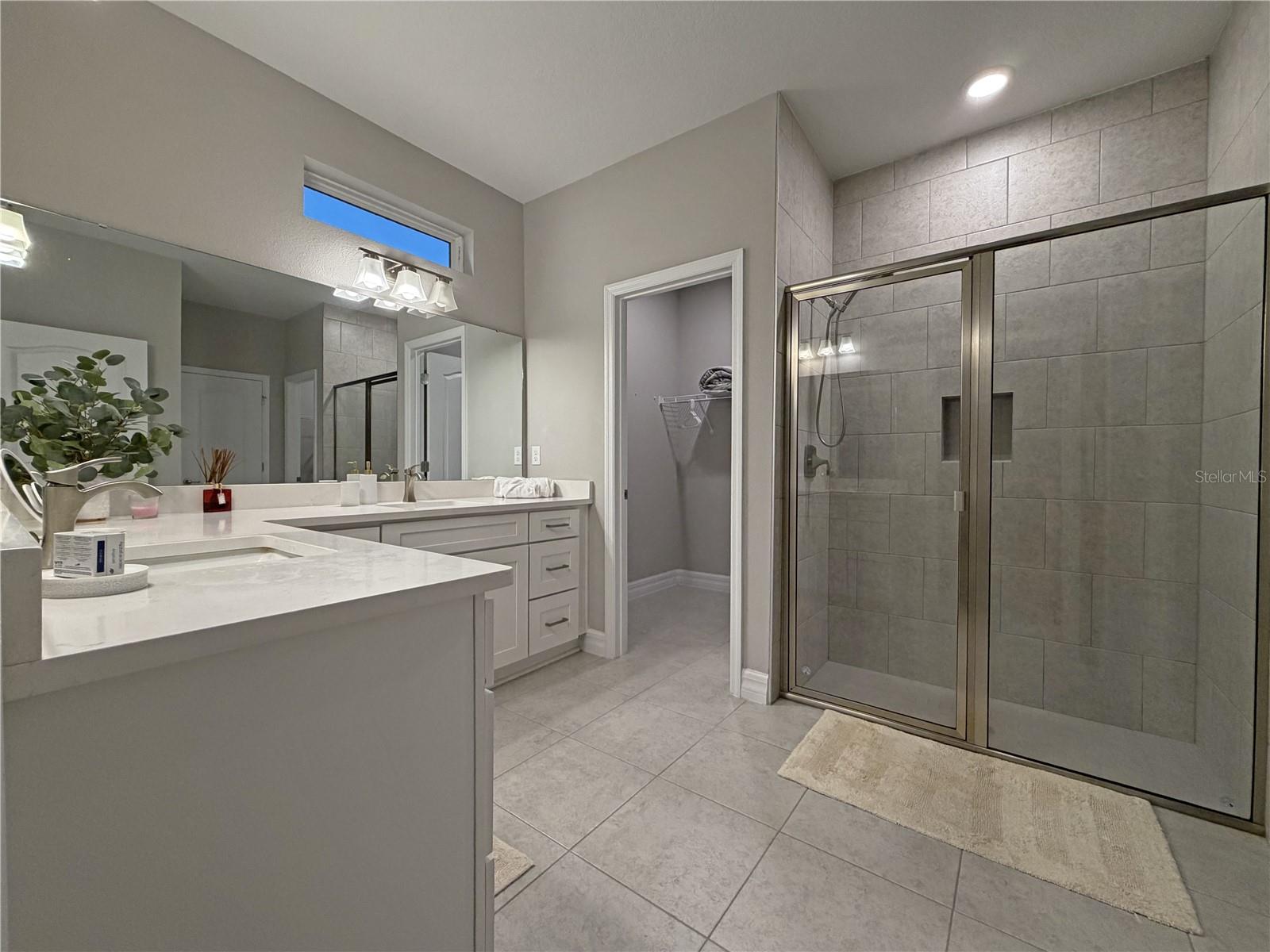 HIGHRIDGE ESTATES REP - Residential