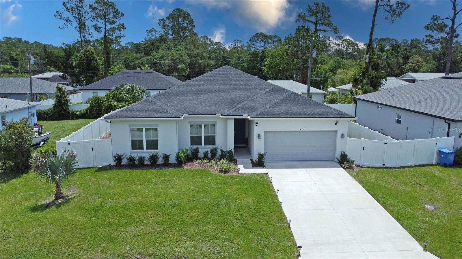 HIGHRIDGE ESTATES REP - Residential