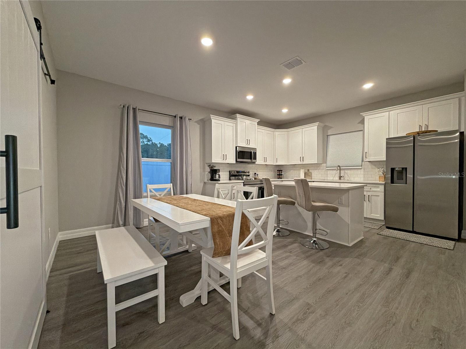 HIGHRIDGE ESTATES REP - Residential