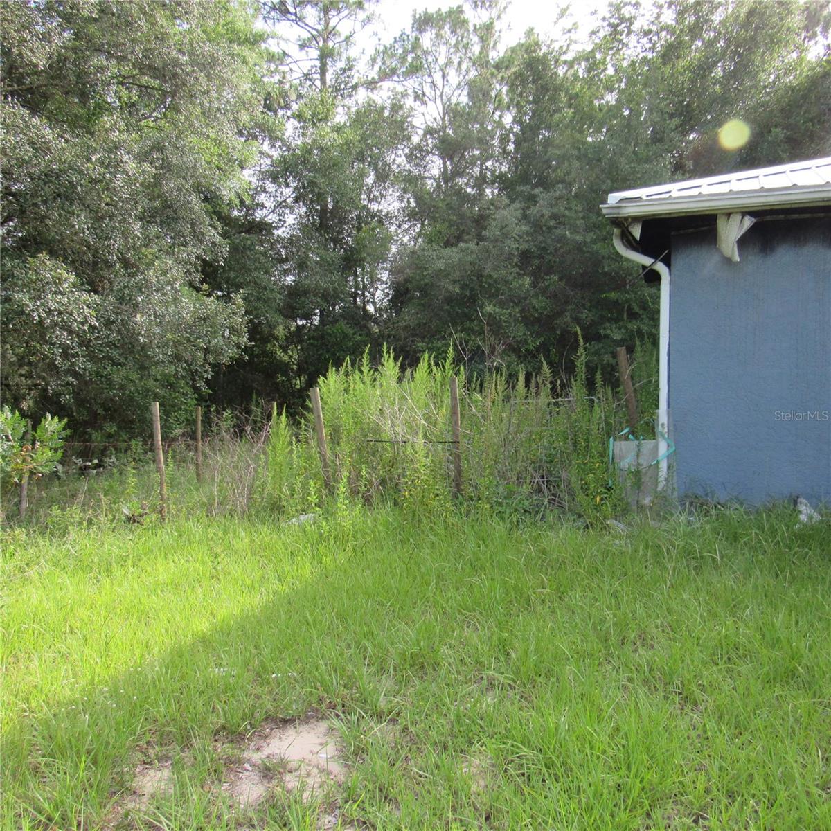 LAKE TROPICANA RANCHETTES - Residential