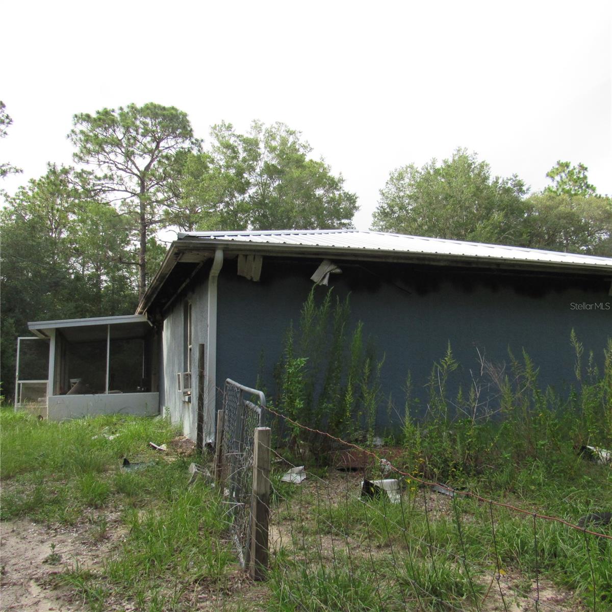 LAKE TROPICANA RANCHETTES - Residential
