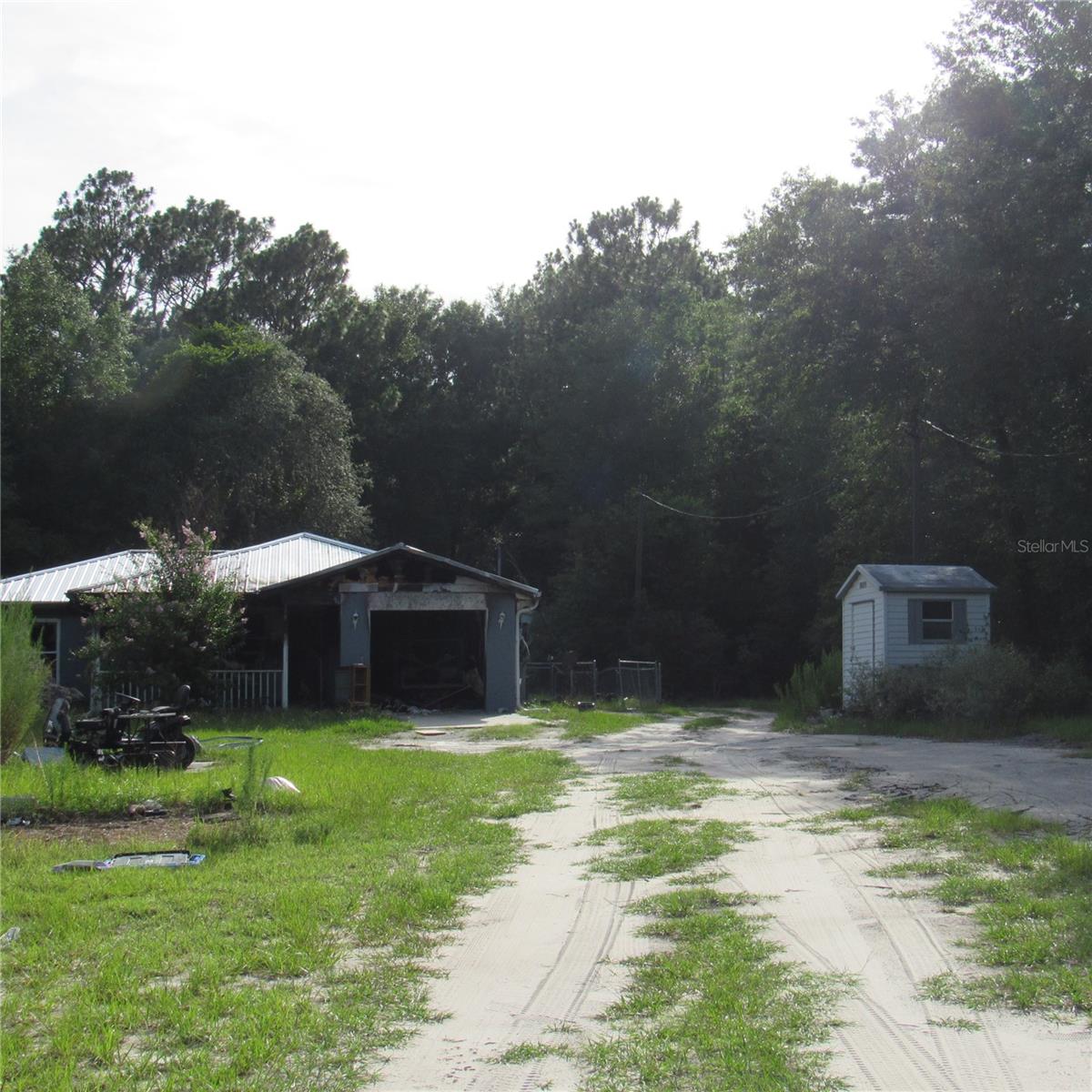 LAKE TROPICANA RANCHETTES - Residential