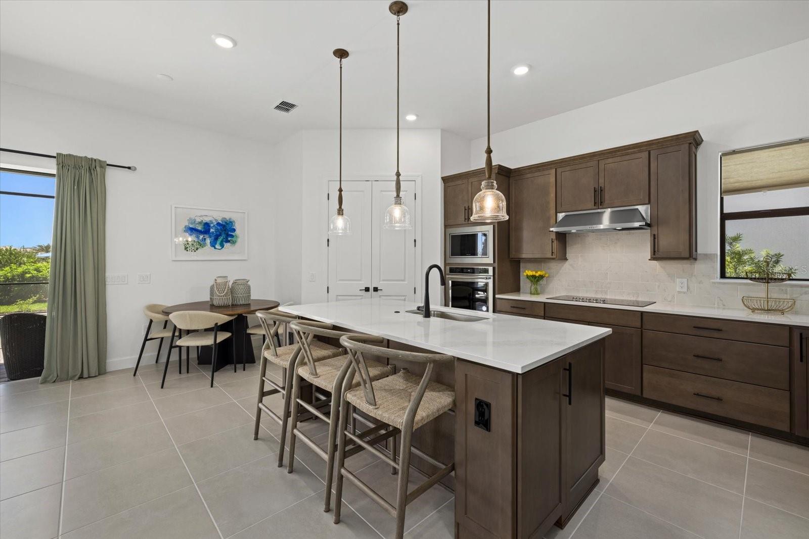 SAPPHIRE POINT PH IIIA - Residential
