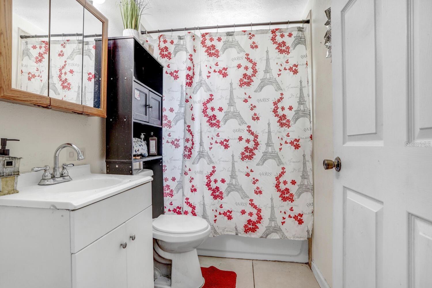 NORTHVIEW HILLS UNIT 5 - Residential