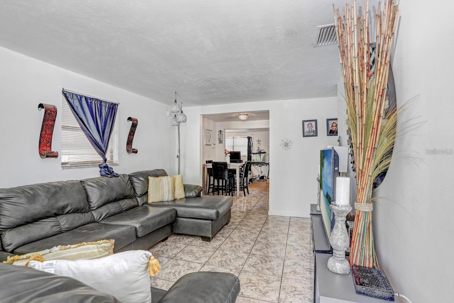 NORTHVIEW HILLS UNIT 5 - Residential