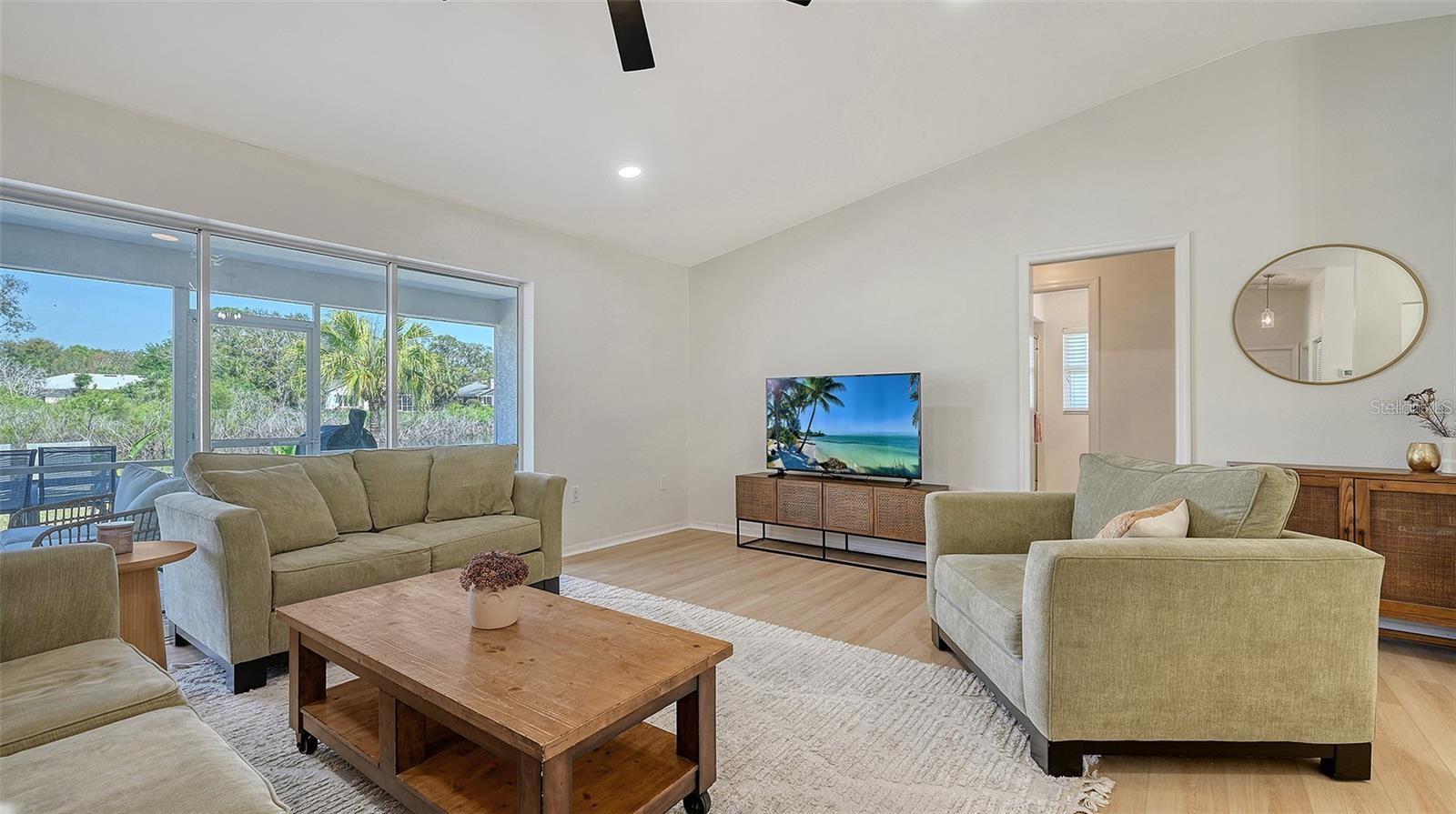 BRIARWOOD - Residential
