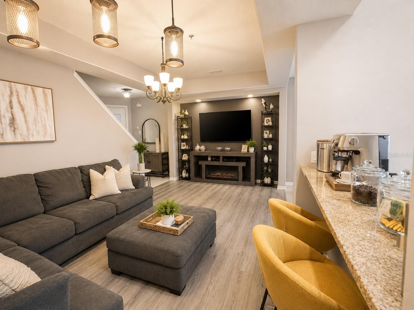 TUSCANY PLACE TWNHMS - Residential