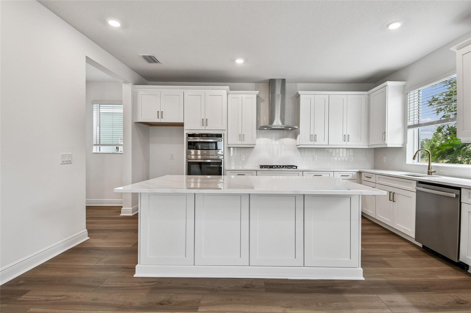 HAWKSTONE - Residential