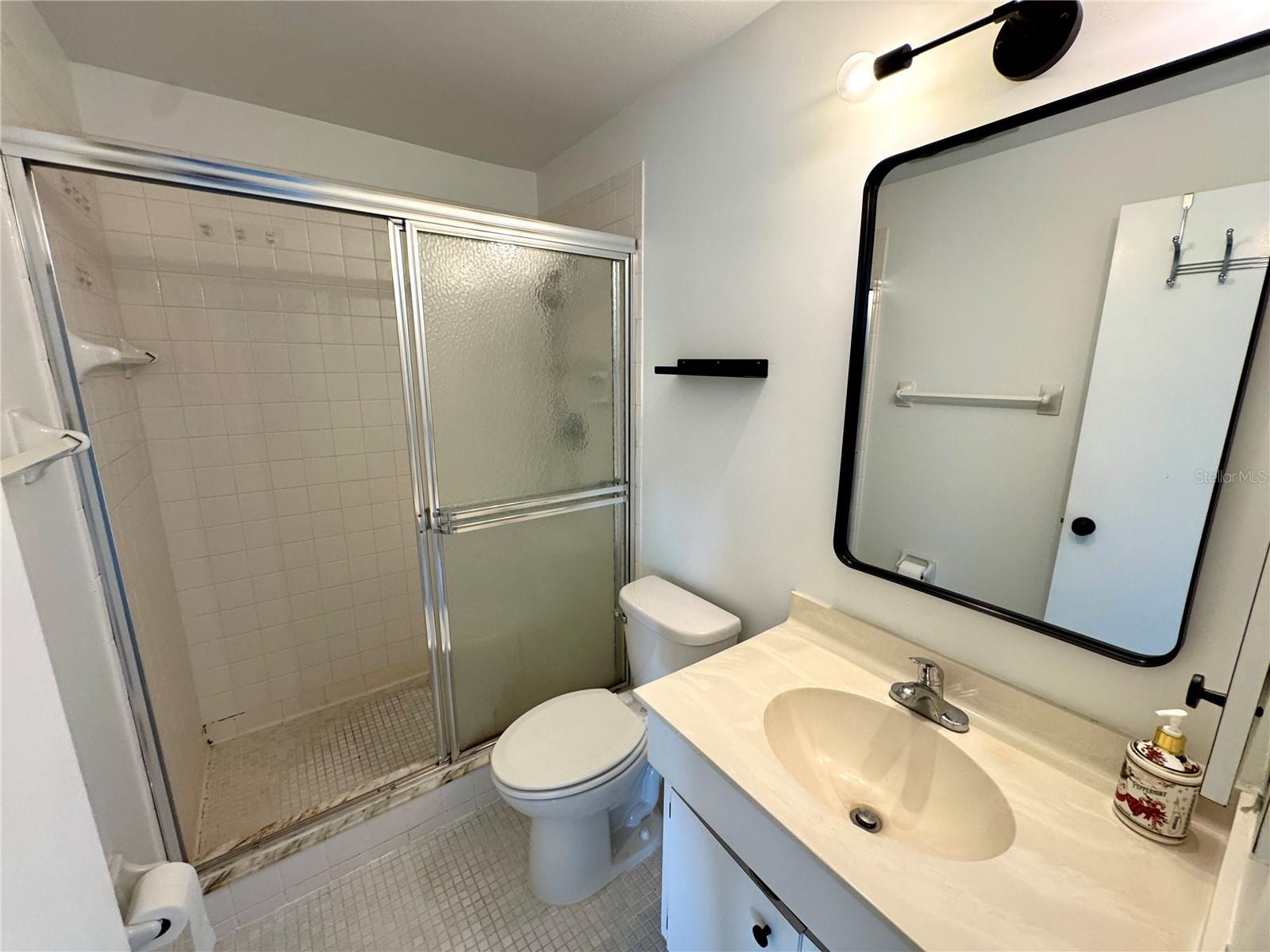 PALM-AIRE AT SARASOTA 10-C - Residential Lease