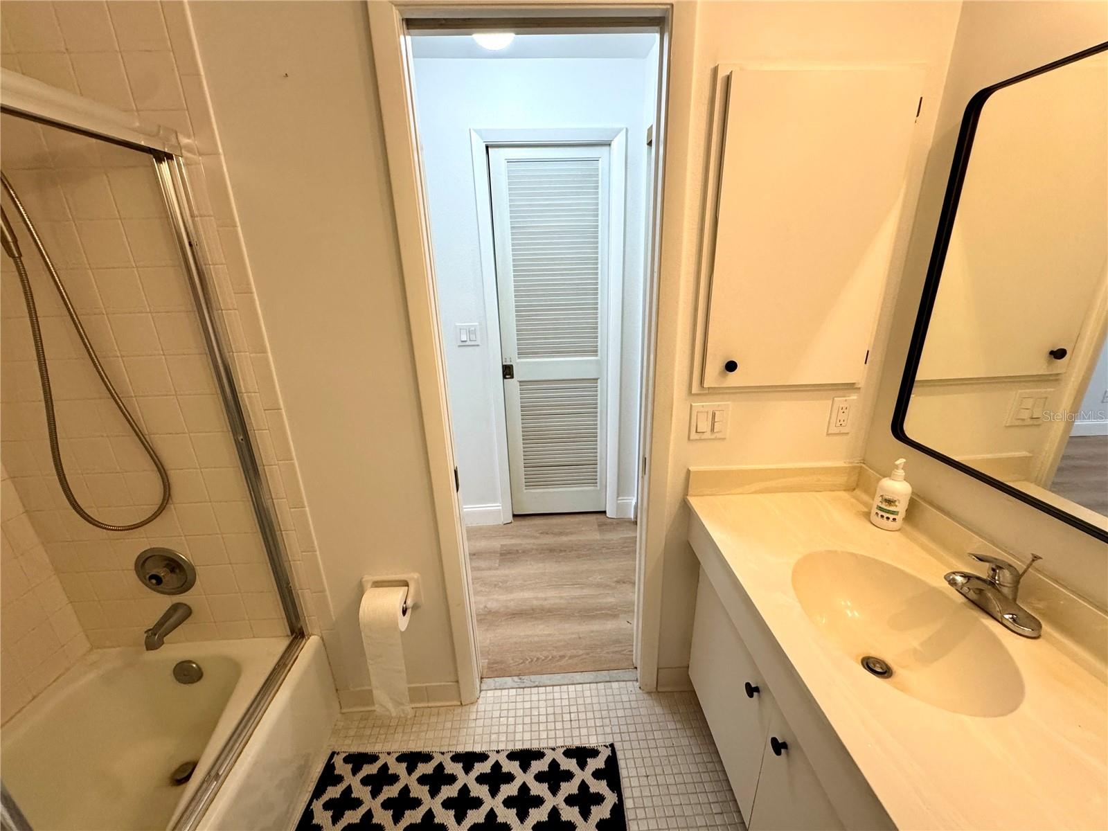 PALM-AIRE AT SARASOTA 10-C - Residential Lease