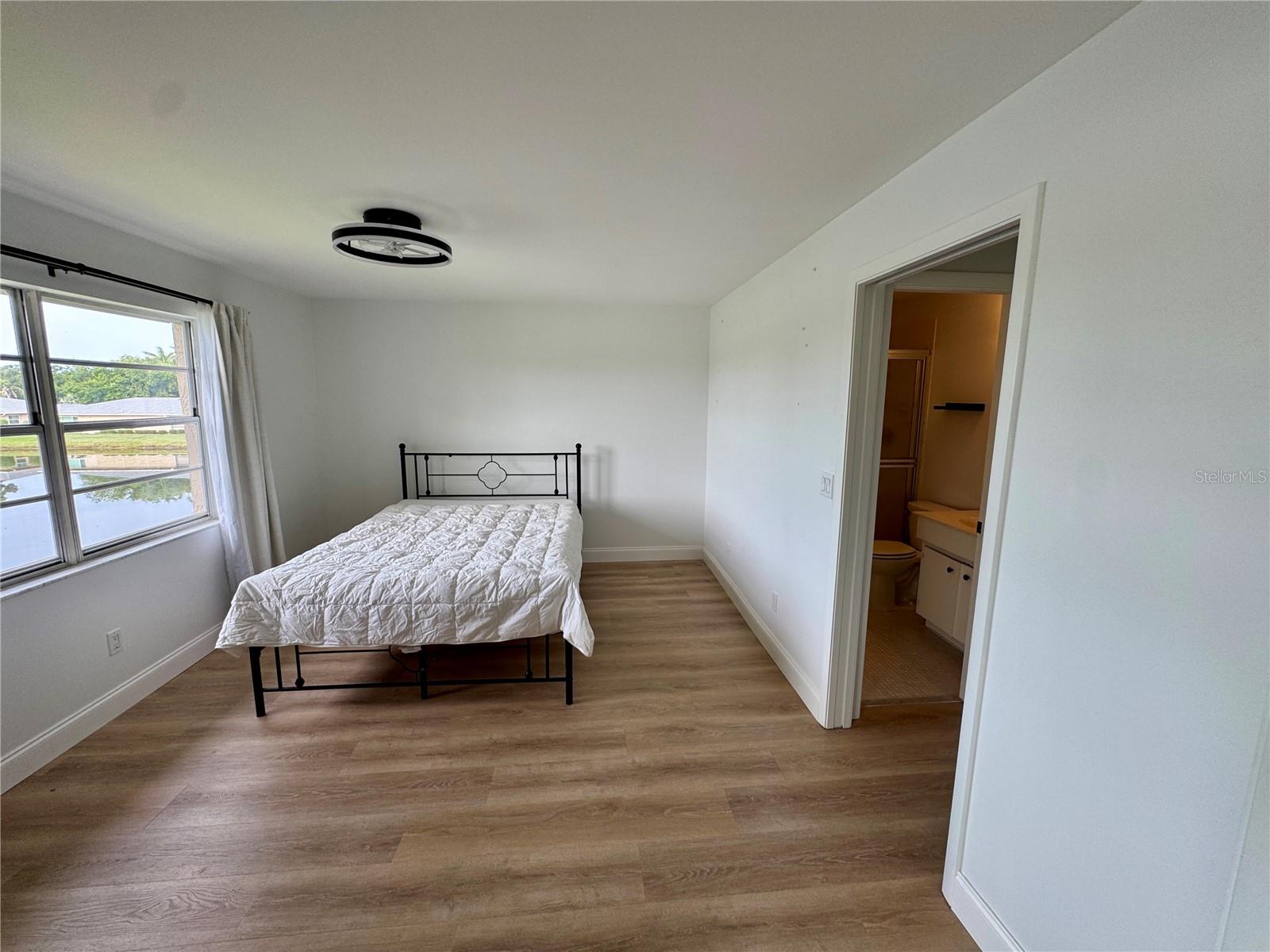PALM-AIRE AT SARASOTA 10-C - Residential Lease