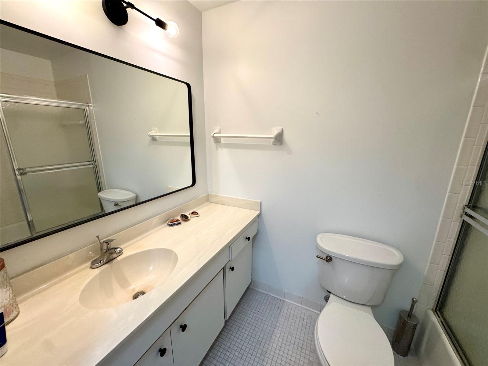 PALM-AIRE AT SARASOTA 10-C - Residential Lease