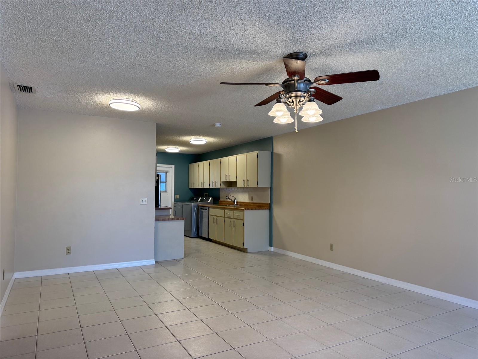 TAVARES RIDGE CONDO - Residential